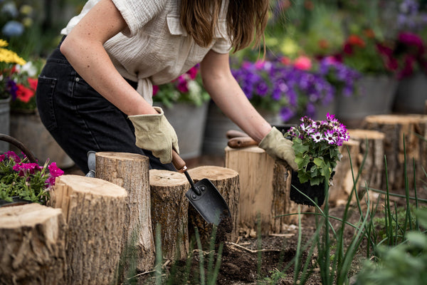 GIFTS FOR THE GREEN THUMB