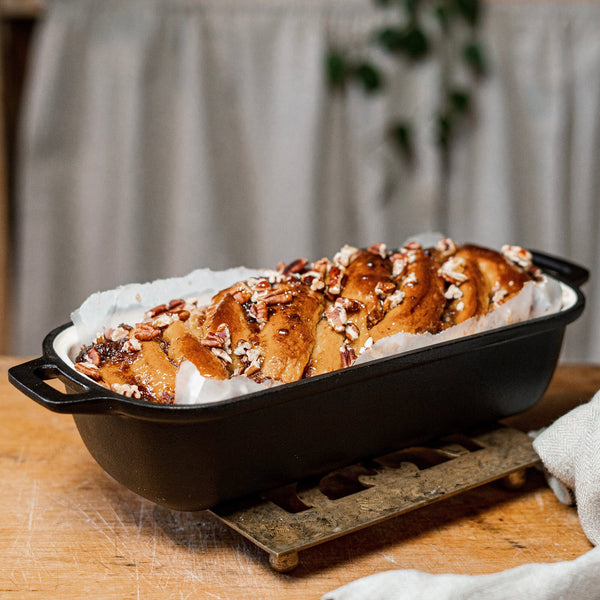 Enamel Lined Cast Iron Baking Pan