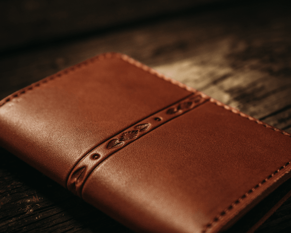 Upright Bi-Fold Wallet